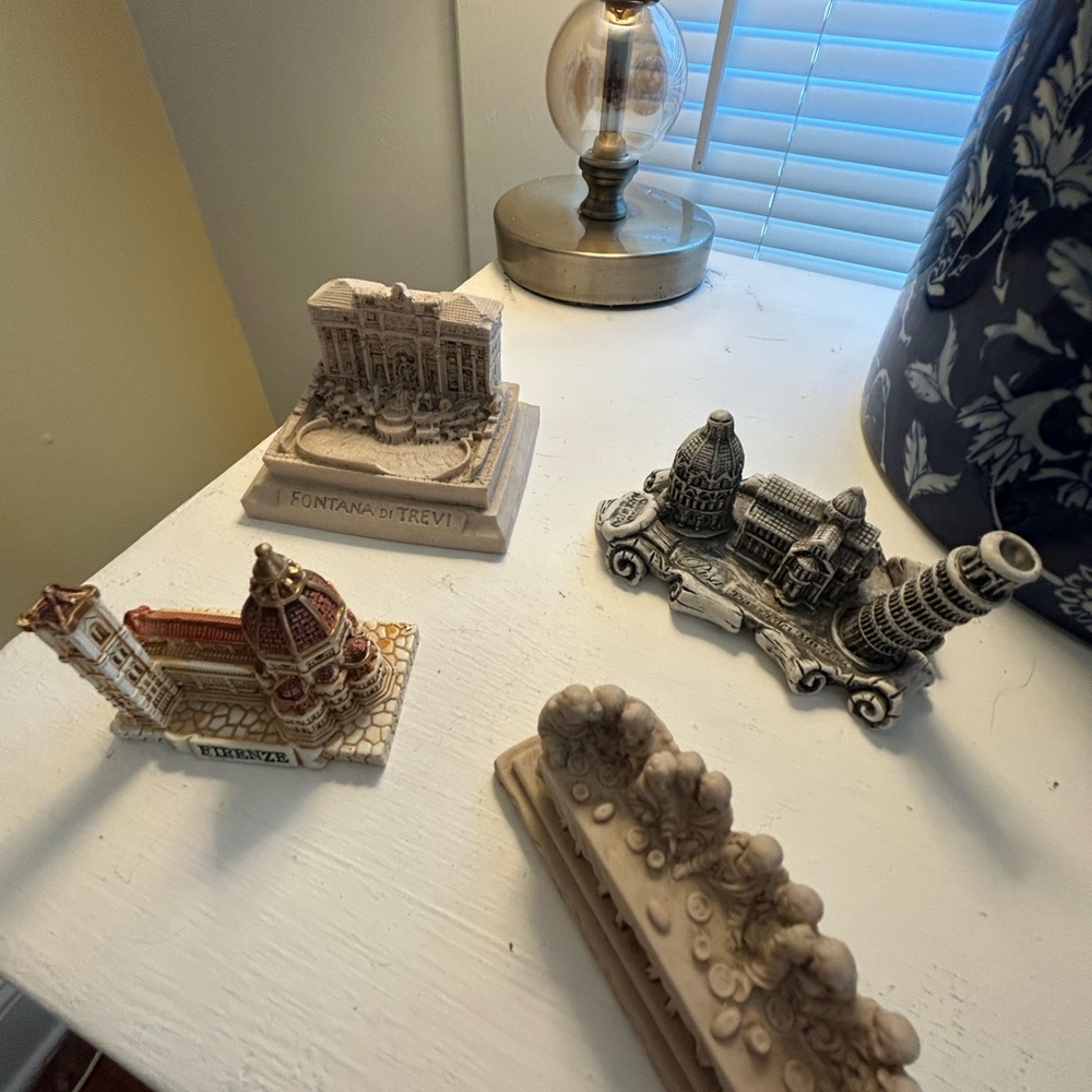 COLLECTIBLE Miniature ITALIAN Souvenirs Set, Triv Fountain, Duomo, Last Supper - Picture 13 of 15